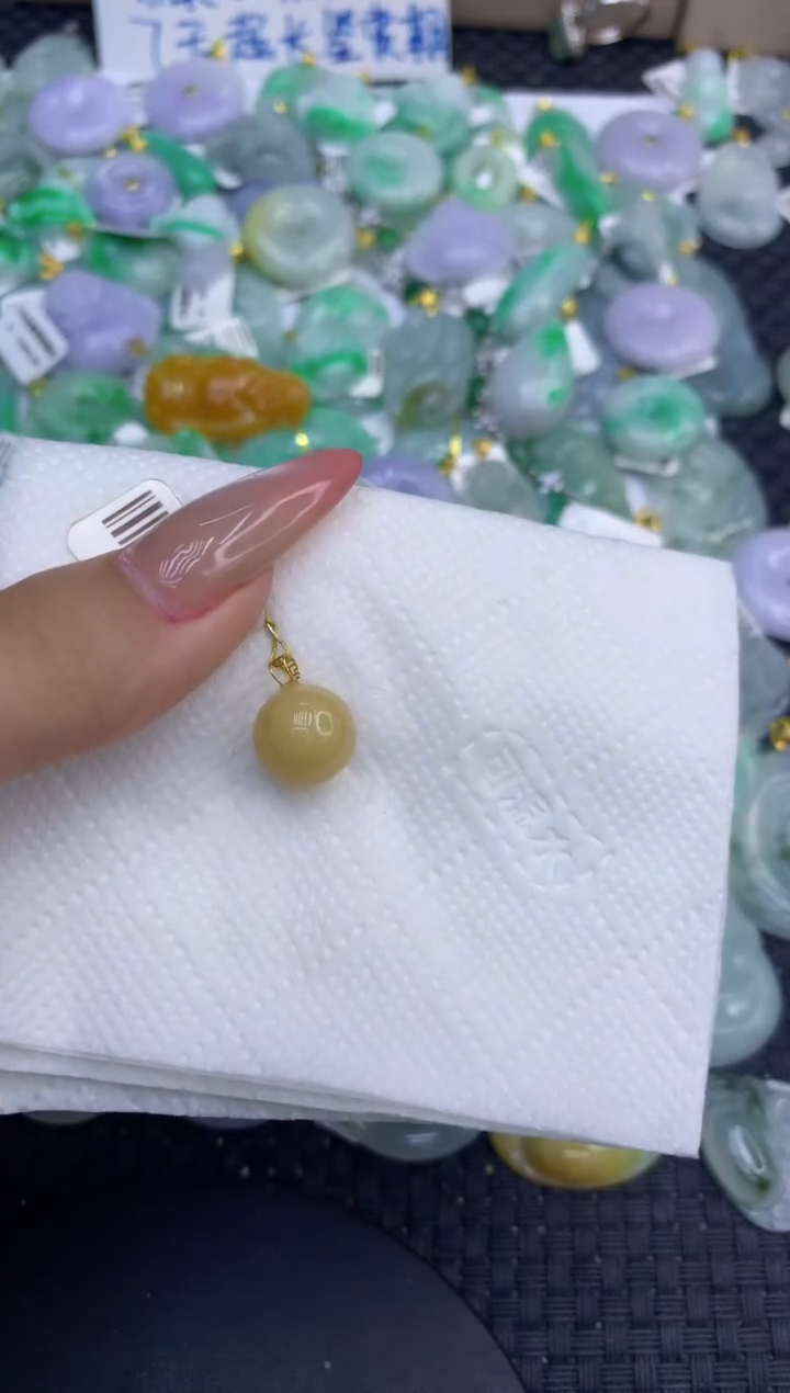 颈饰未镶嵌翡翠天然缅甸A货翡翠