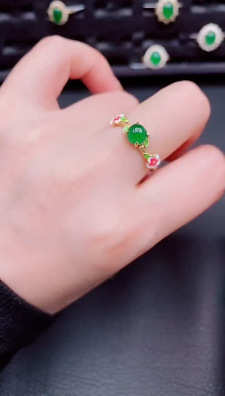 【闪购商品】翡翠戒指银S925镶嵌天然a货翡翠250