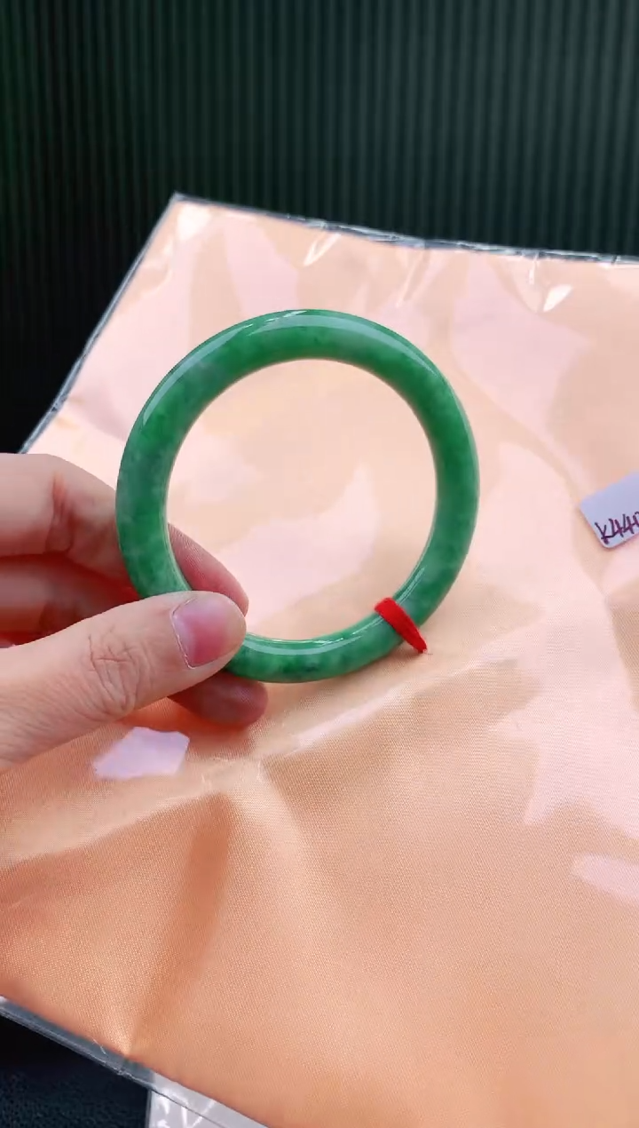 未镶嵌手镯翡翠55+