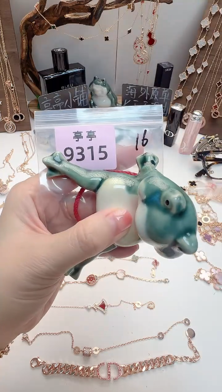 子*华禄甄选阁亭亭总铺