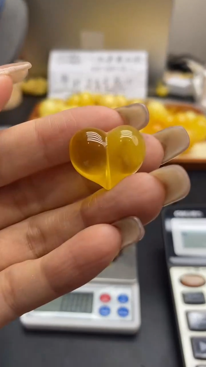 琥珀未镶嵌珠宝奇石1767