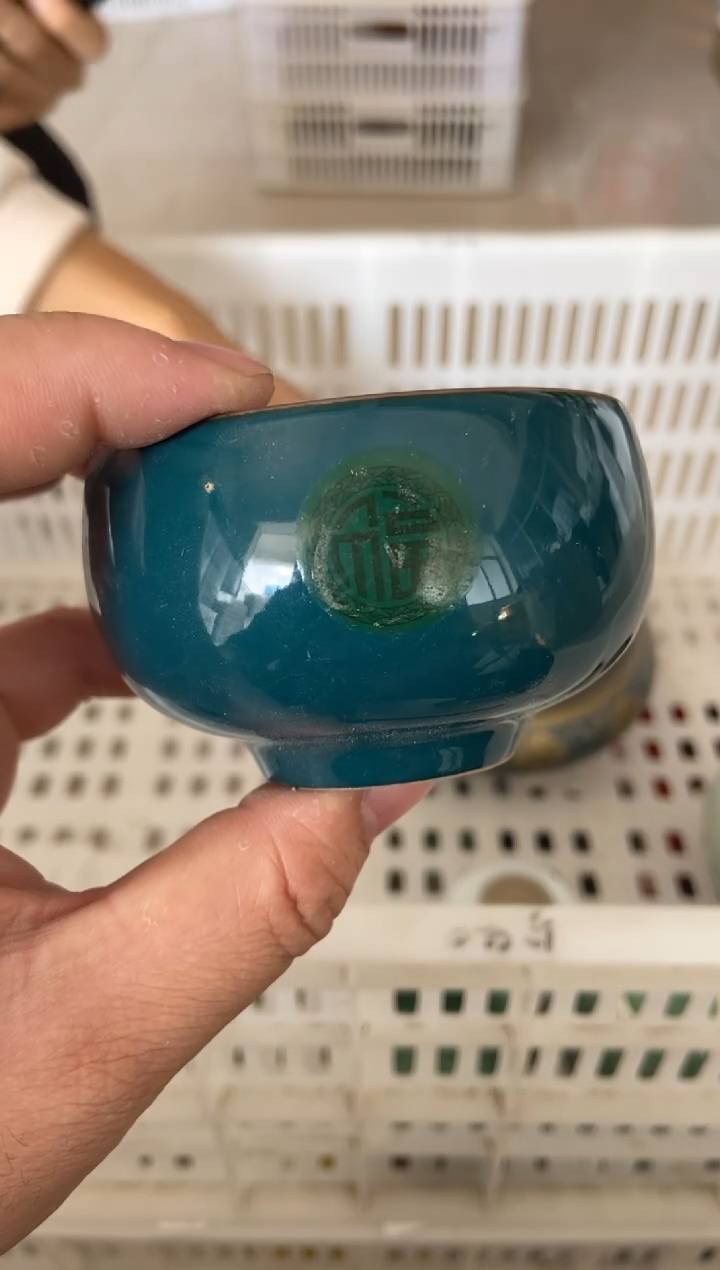 杯无运费险有瑕疵的摄影的产品有使用过的痕迹有点脏介意勿拍