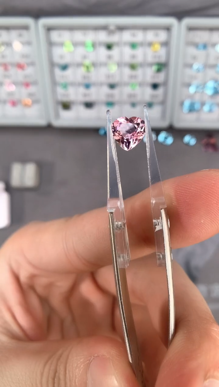 【闪购商品】定制碧玺裸石未镶嵌1.88ct
