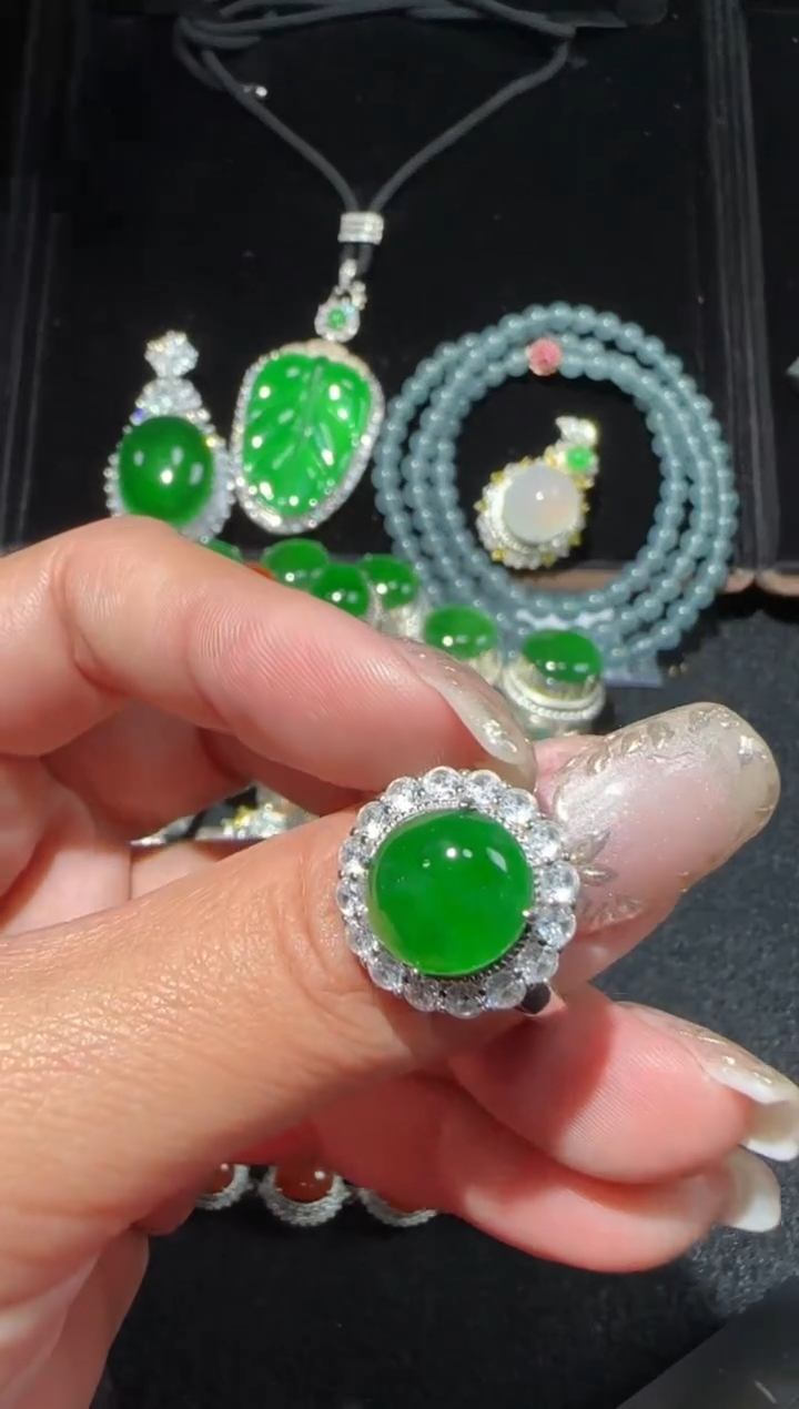 【闪购商品】翡翠戒指未镶嵌多样性发货拍一发一