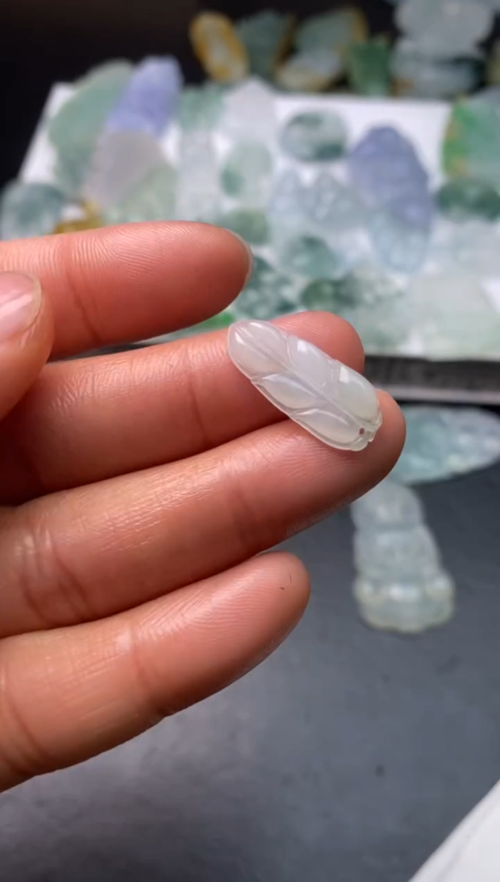 【闪购商品】定制翡翠未镶嵌翡翠毛货~