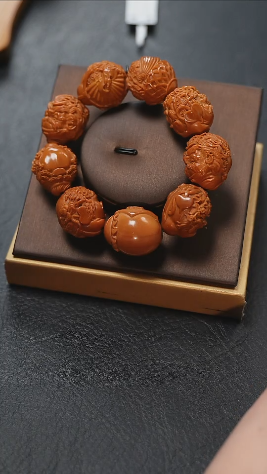 【闪购商品】橄榄核吊坠 梦梦精品核雕