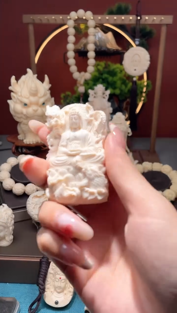 【闪购商品】菩提根/象牙果吊坠【重工版】御龙阿咪