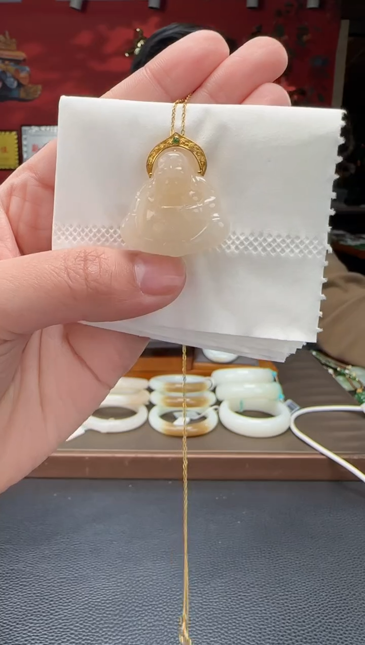 【闪购商品】和田玉颈饰未镶嵌藕粉佛公