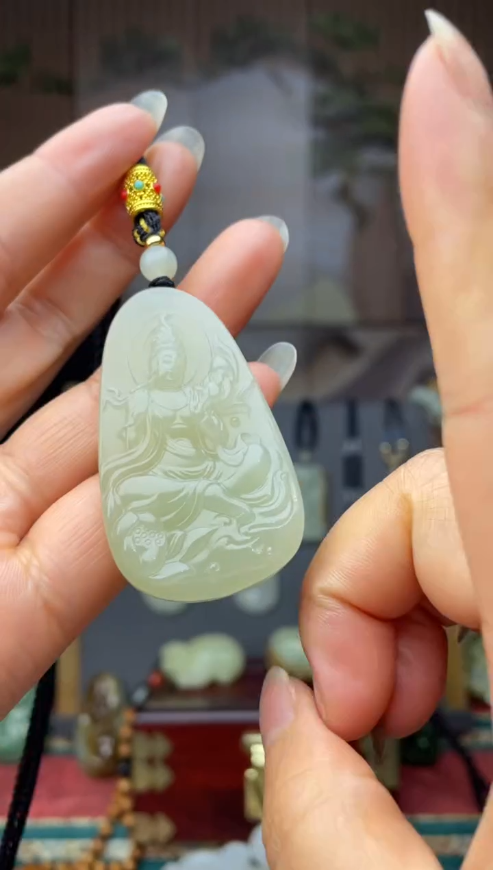 颈饰未镶嵌和田玉拍一发一