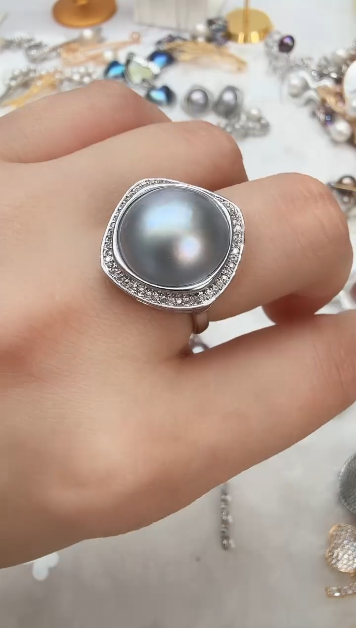 未镶嵌戒圈拼合珍珠（马贝珠）灰色戒指