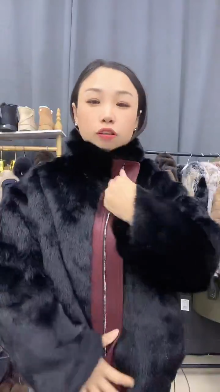 红色兔毛新款外套