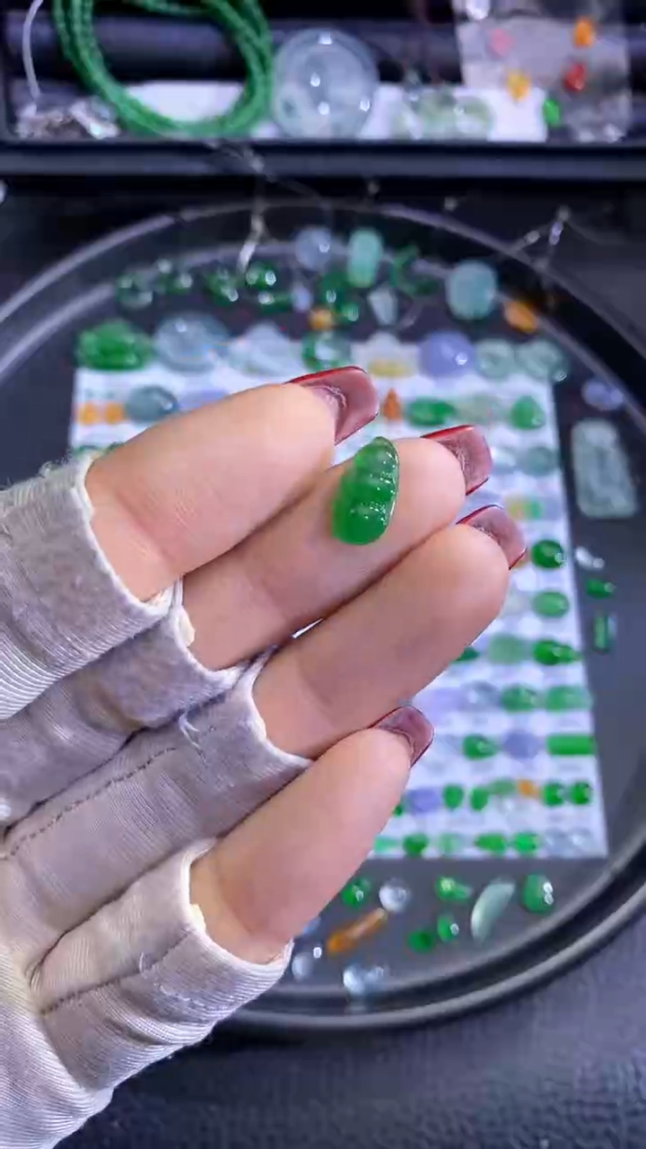 未镶嵌挂件翡翠豆子