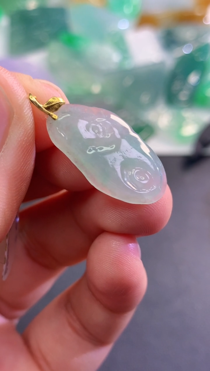 翡翠未镶嵌吊坠(不含链)577