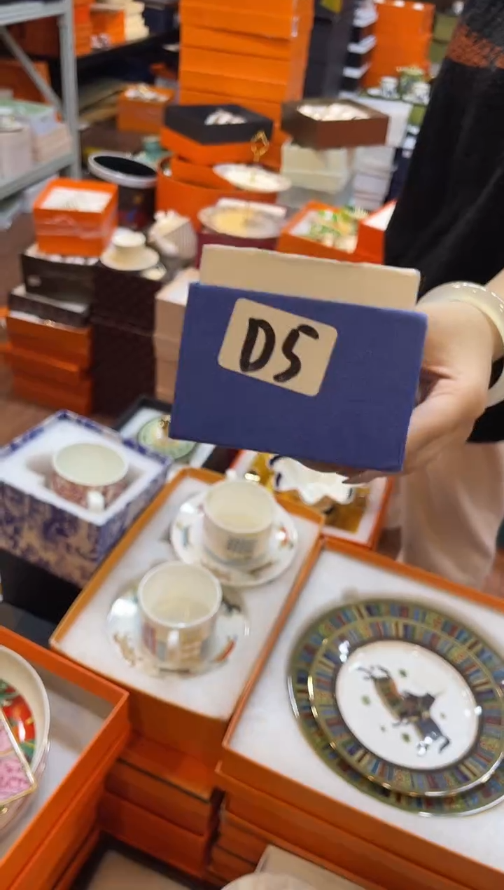 杯鸿辉家品牌瓷器，京东包邮！