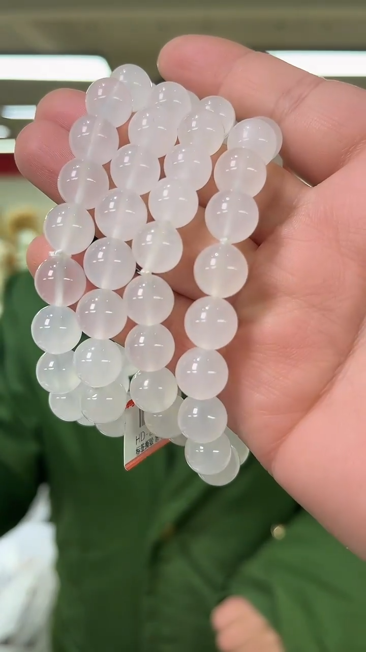 【闪购商品】水晶手链未镶嵌天然奶白晶手串多样性发一10mm