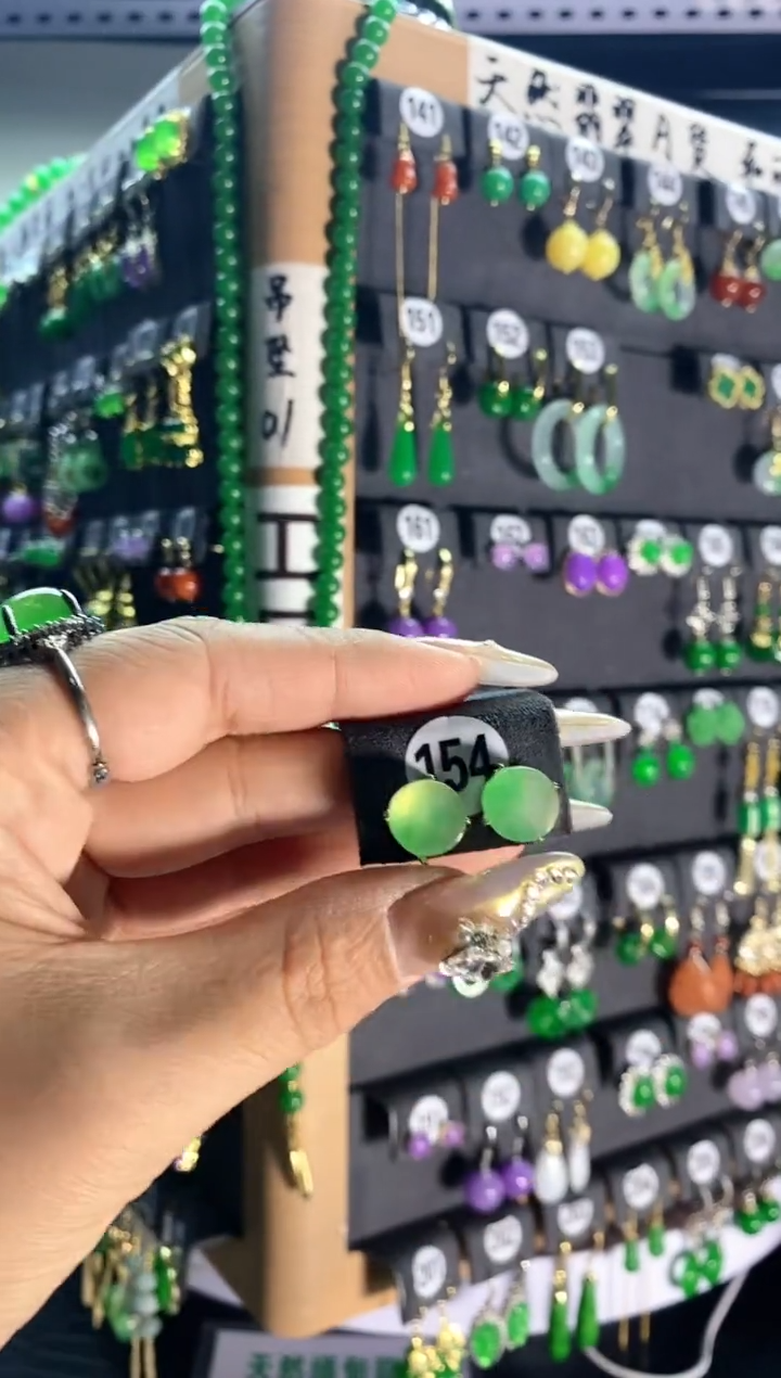 【闪购商品】翡翠耳饰银S925镶嵌154....