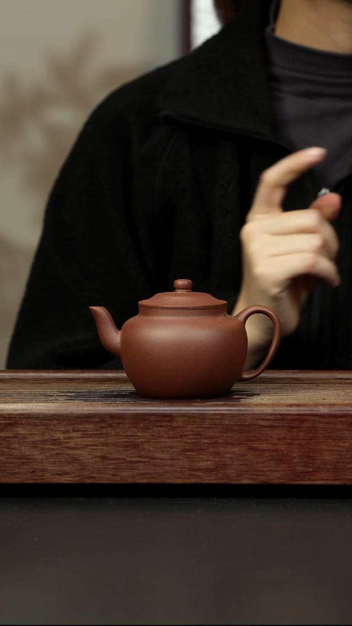茶壶紫砂底槽清 宫灯