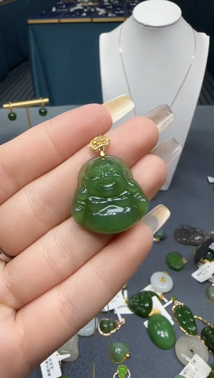 【闪购商品】和田玉挂件18K金镶嵌1