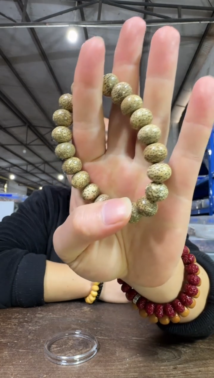 手串星月菩提D3实物为准