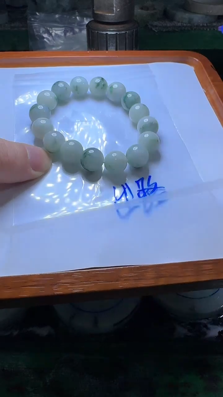 【闪购商品】翡翠手链未镶嵌发一条