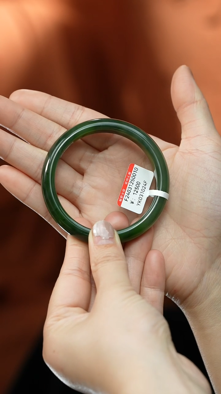 【闪购商品】和田玉手镯未镶嵌手镯 55