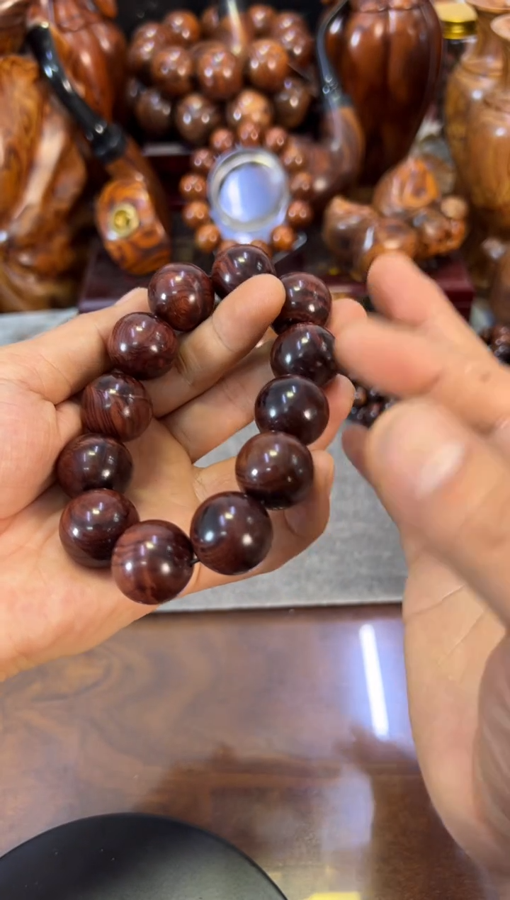 【闪购商品】黄花梨/降香黄檀手串/手链海南黄花梨2.0水波纹手串