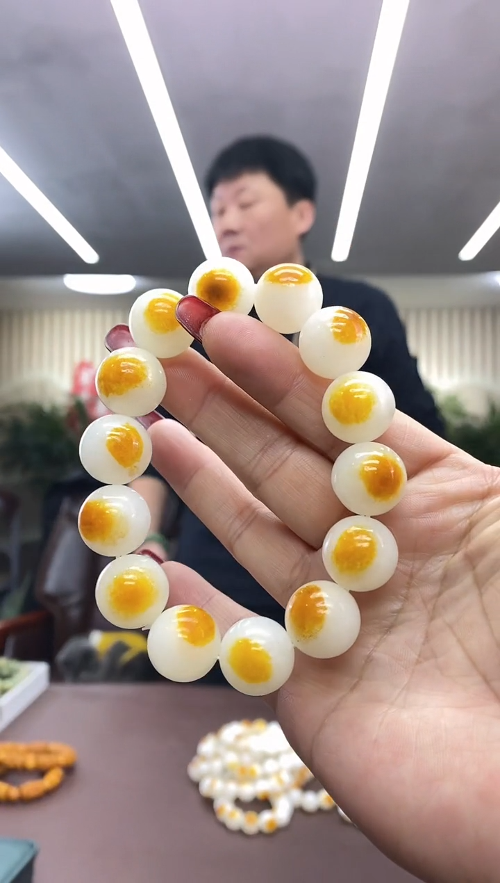 【闪购商品】和田玉16手串未镶嵌手串