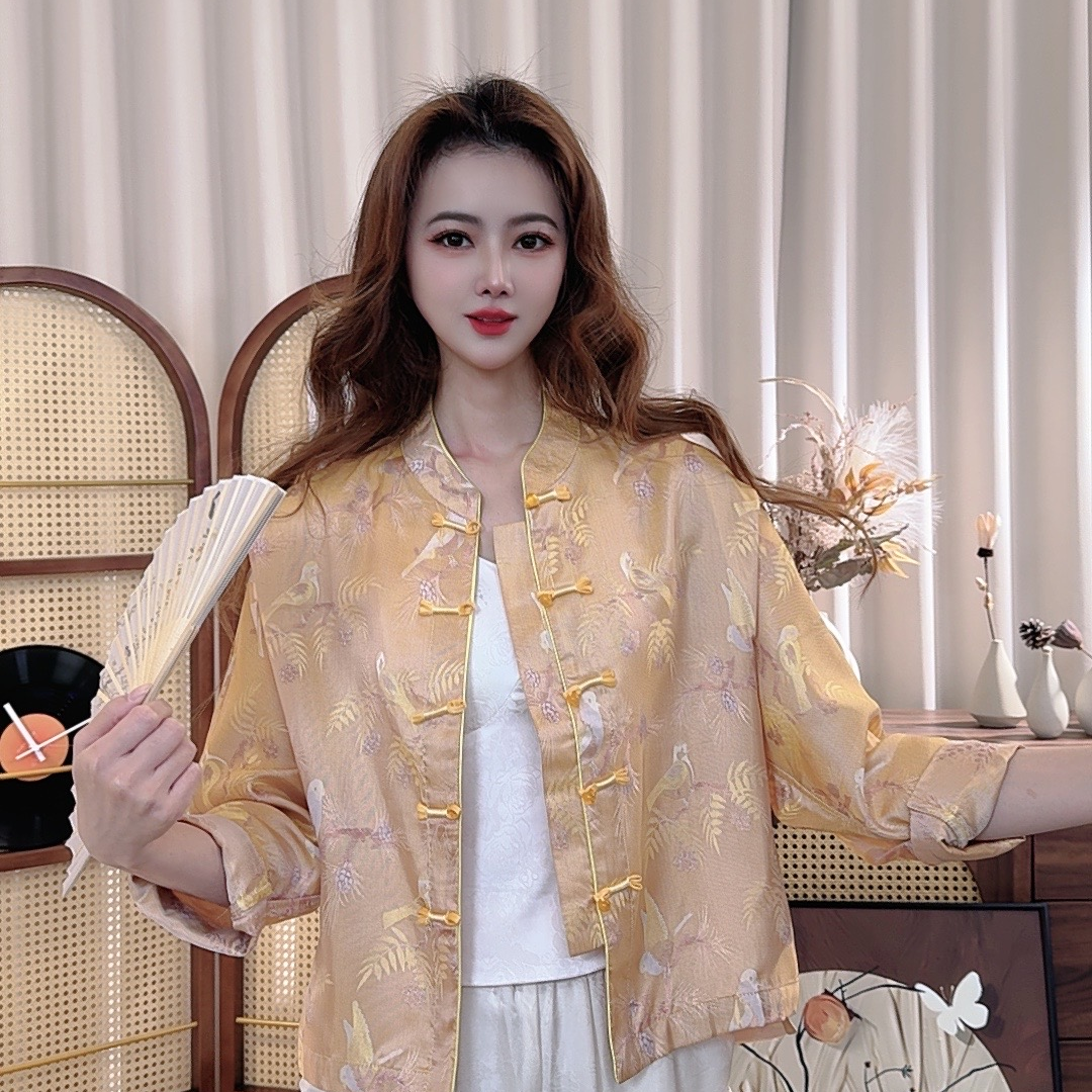 《鹊起鸟》新款老料气质百搭上衣外套女