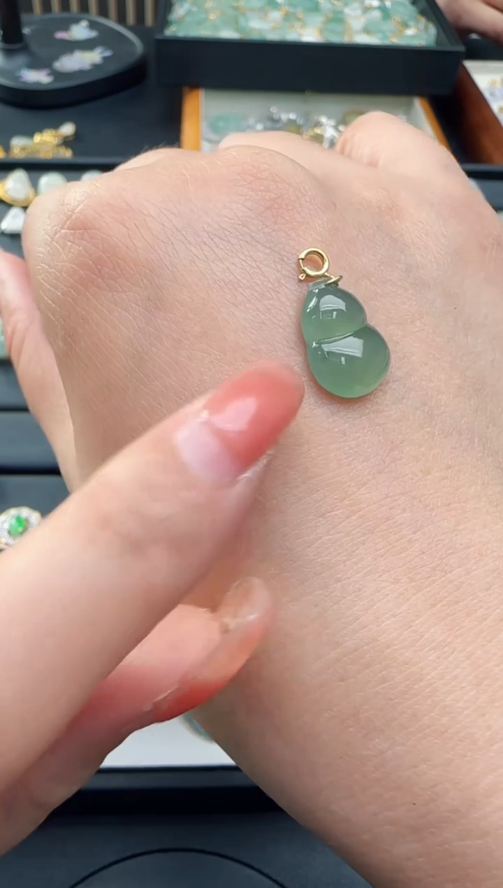 【闪购商品】翡翠颈饰18K金镶嵌TZG0118081