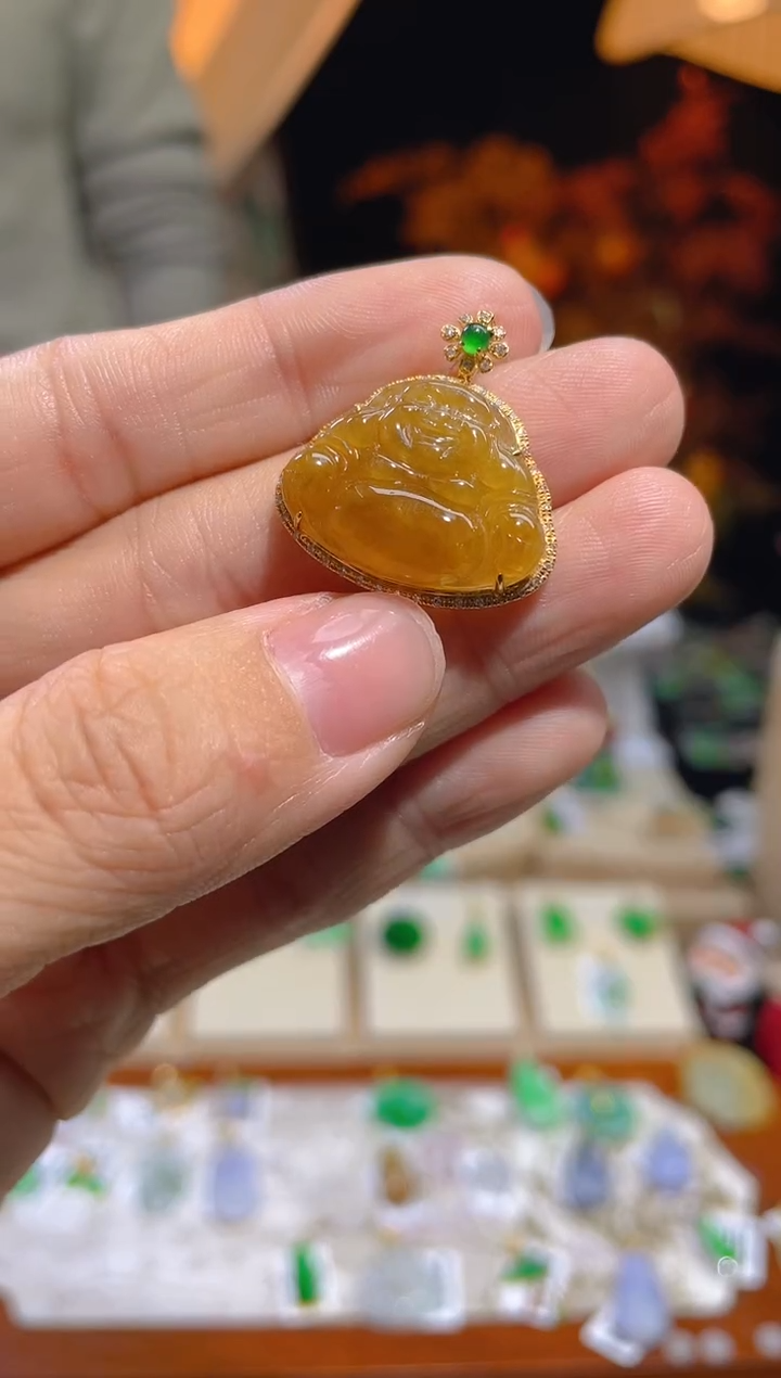 【闪购商品】翡翠颈饰18K金镶嵌假一赔三