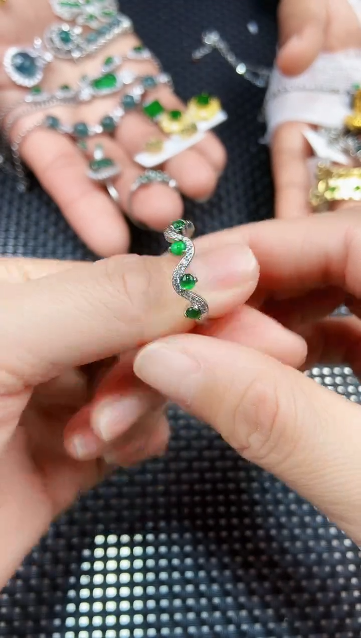 【闪购商品】翡翠戒指未镶嵌111111111