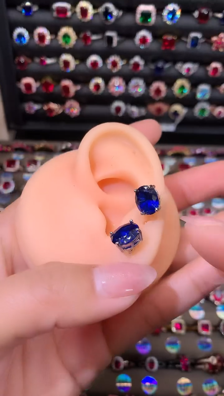 【闪购商品】蓝宝石耳饰银S925镶嵌810