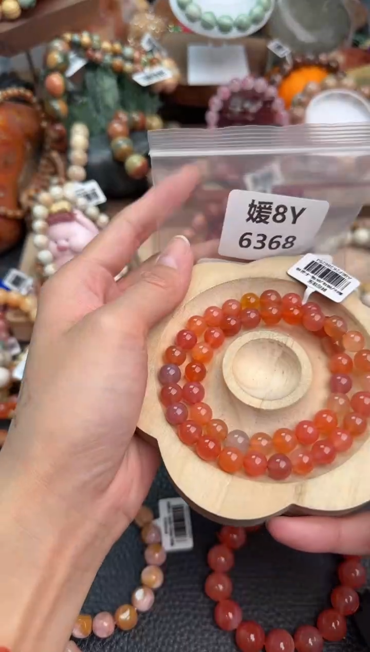 【闪购商品】石英质玉手链未镶嵌8Y6368