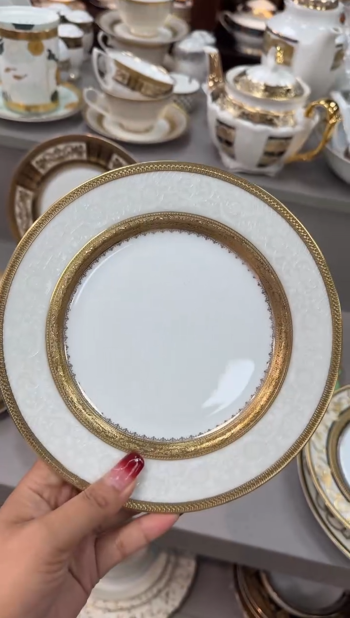 【闪购商品】瓷片7.5寸平盘1个微瑕  福利价