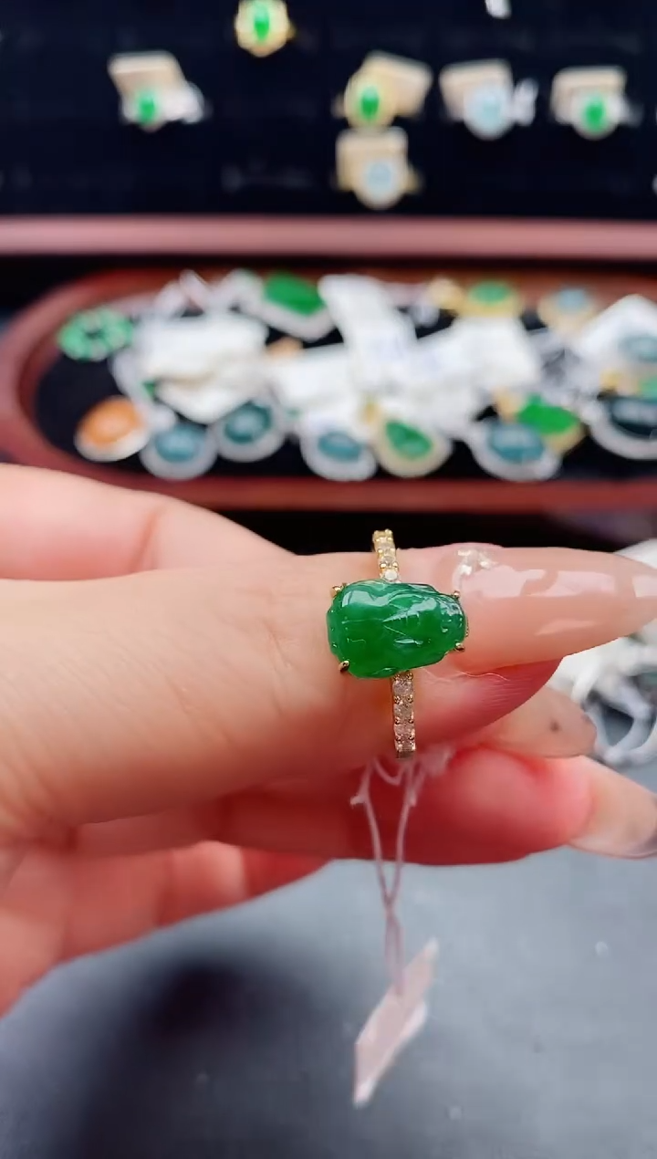 银S925镶嵌戒指翡翠1