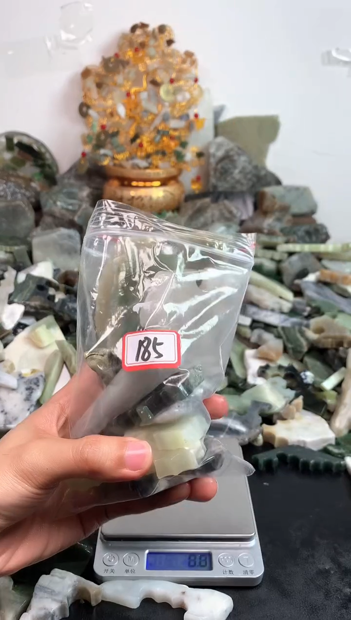 未镶嵌和田玉摆件185