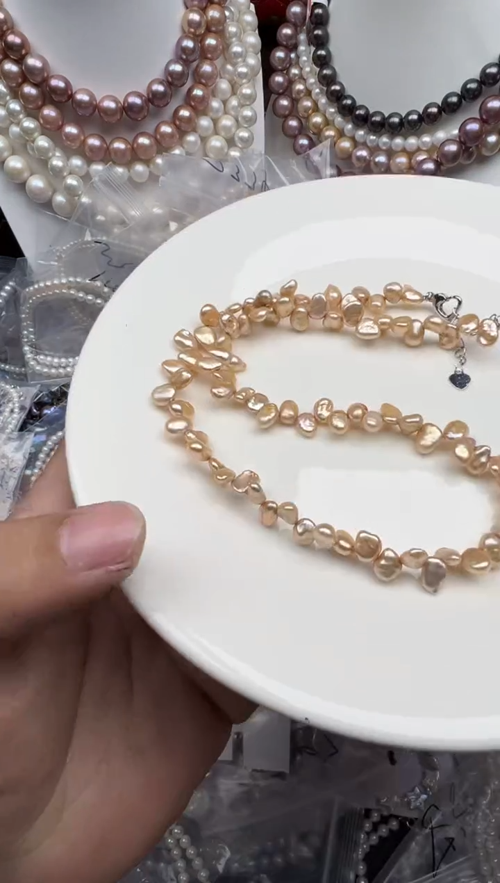 淡水珍珠未镶嵌颈饰1