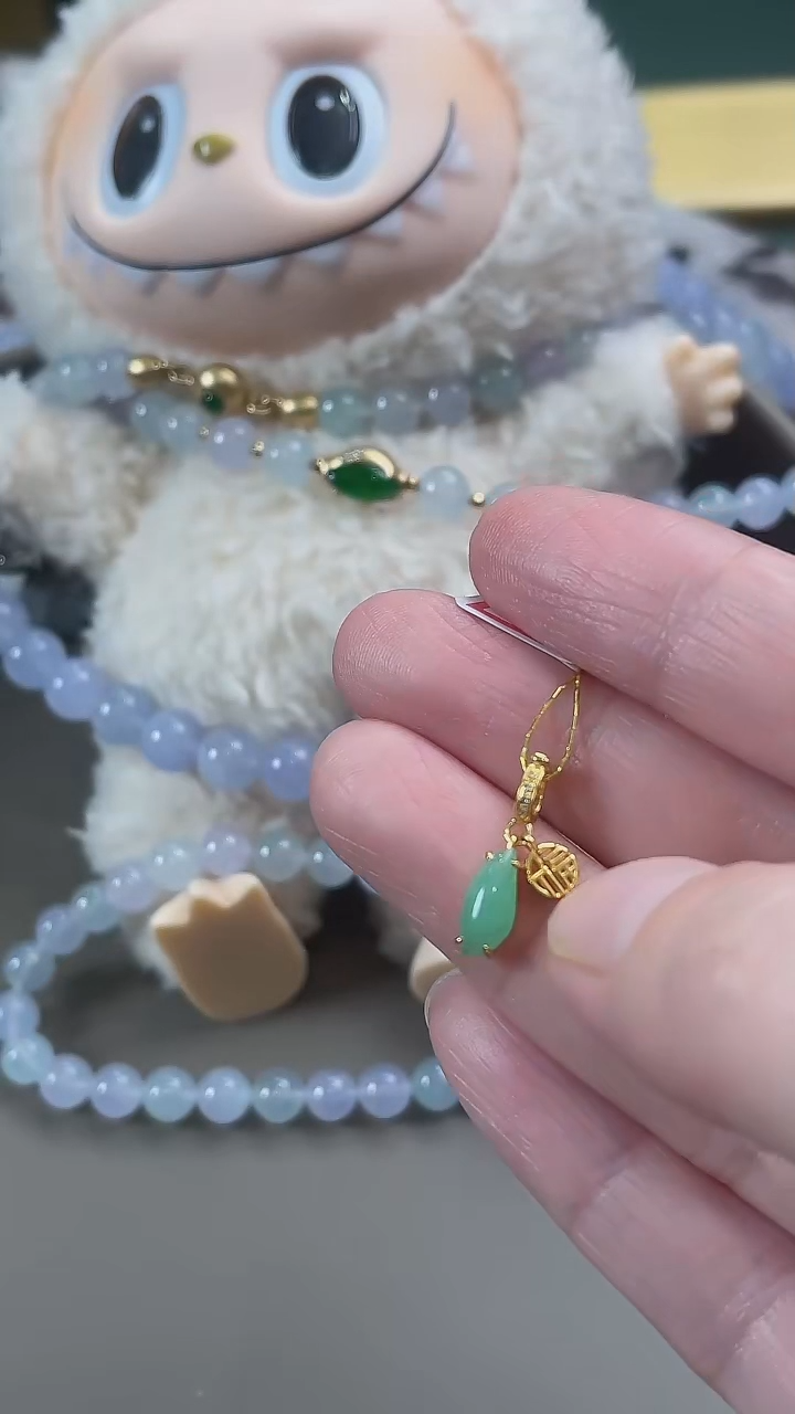 翡翠18K金镶嵌颈饰天然缅甸翡翠吊坠