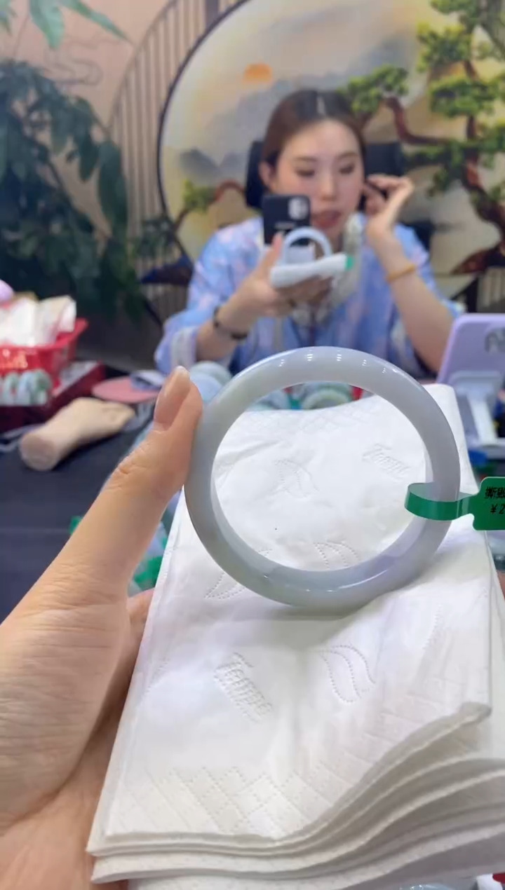 翡翠手镯未镶嵌00002195