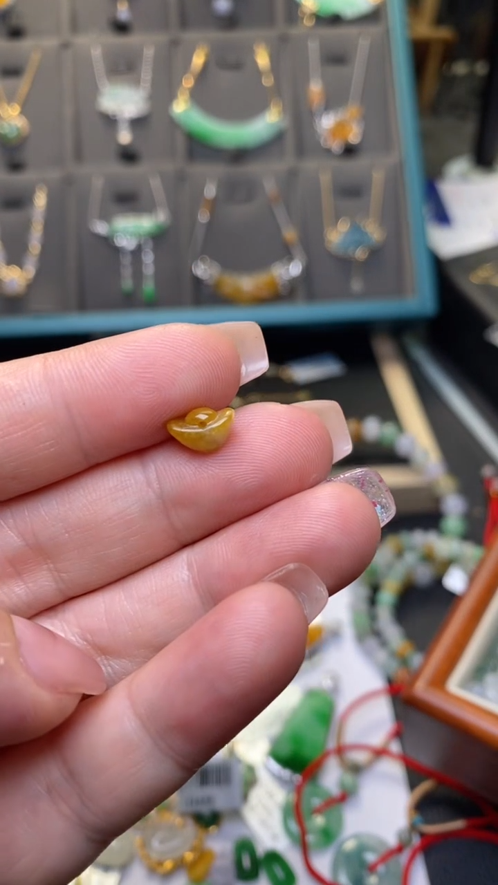 颈饰未镶嵌翡翠杨*净货40126