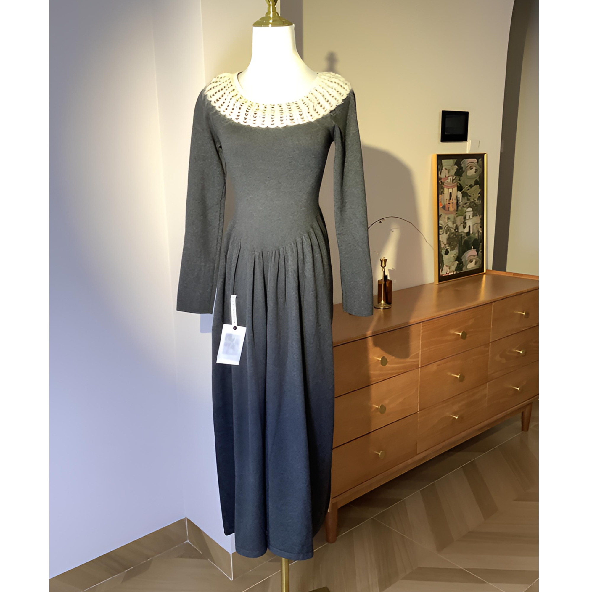 2025春秋森女新款野一家法式复古风小香连衣裙定制端庄甜美花边领