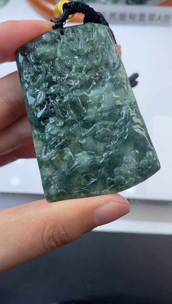 未镶嵌挂件翡翠372615     多人 