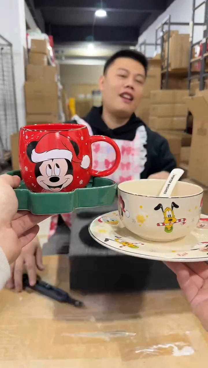 瓷片原盒圣诞米奇餐具套装