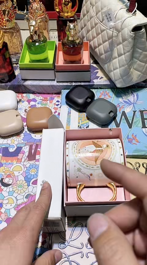 【闪购商品】瓷片银色2孤品单品一件不留@@1