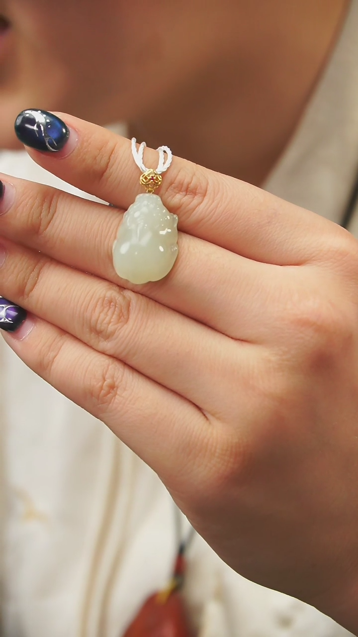 【闪购商品】和田玉吊坠18K金镶嵌A14吊坠