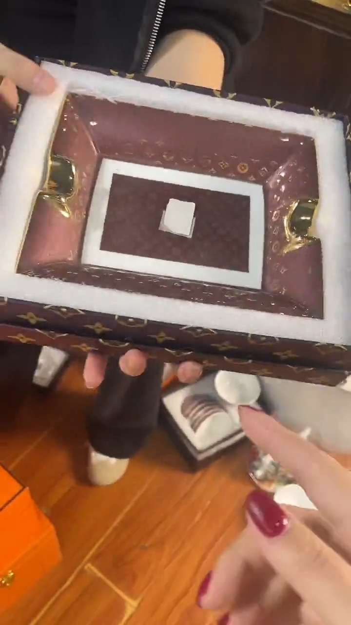 杯鸿辉家品牌瓷器，京东包邮！