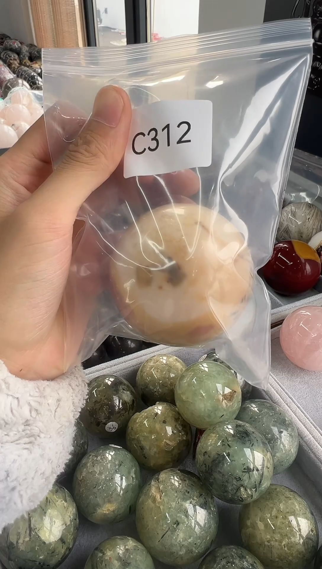 未镶嵌珠宝半成品水晶C312 约6.4cm 蛋黄石