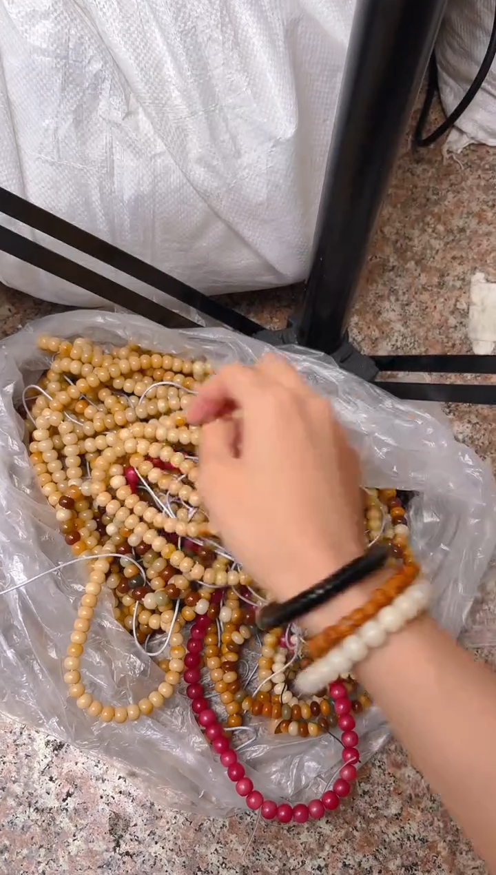 吊坠菩提根/象牙果混色项链一条 自己串