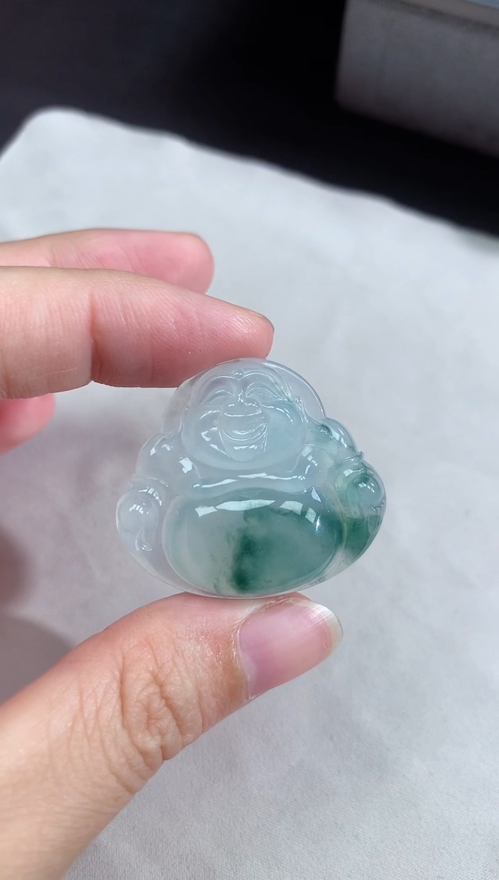 翡翠未镶嵌颈饰冰种飘花佛公