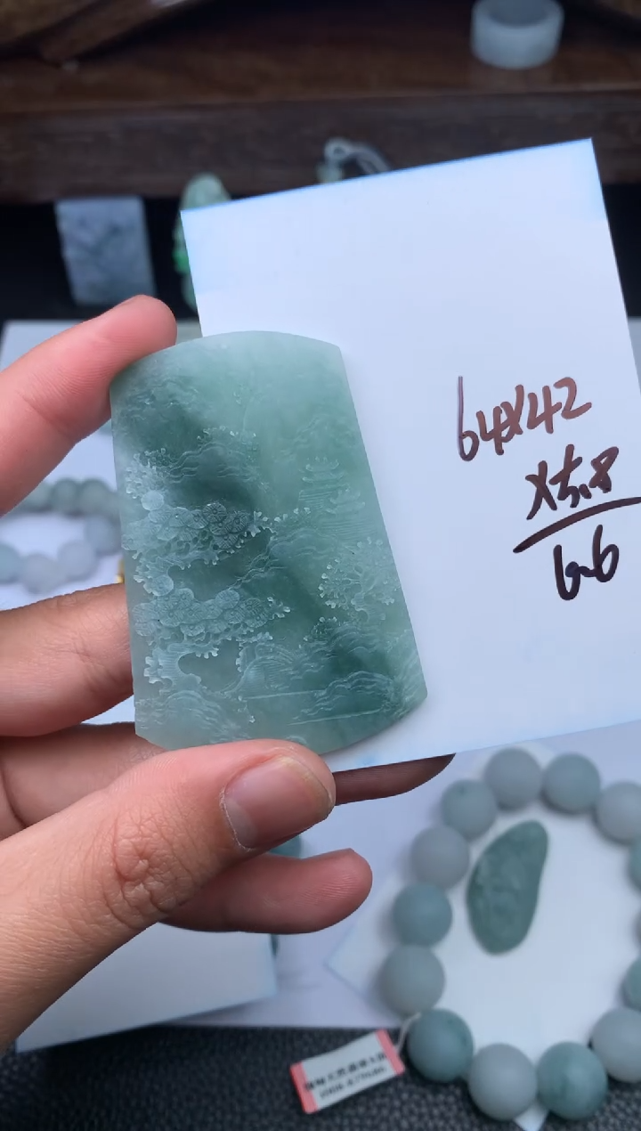 【闪购商品】定制翡翠未镶嵌山水牌